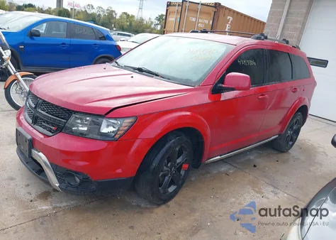 2018 Dodge Journey Crossroad z USA, uszkodzony, nr VIN 3C4PDCGG7JT369580